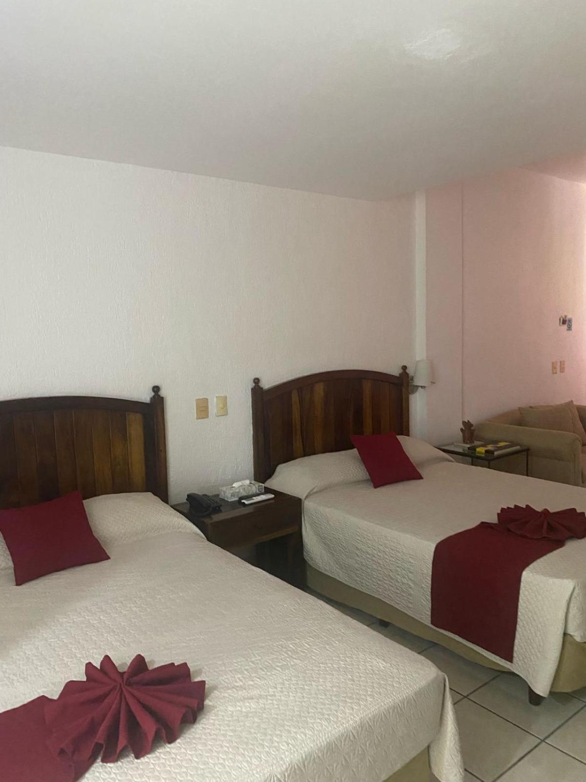 Hotel Boutique La Pergola Мансанильо Экстерьер фото